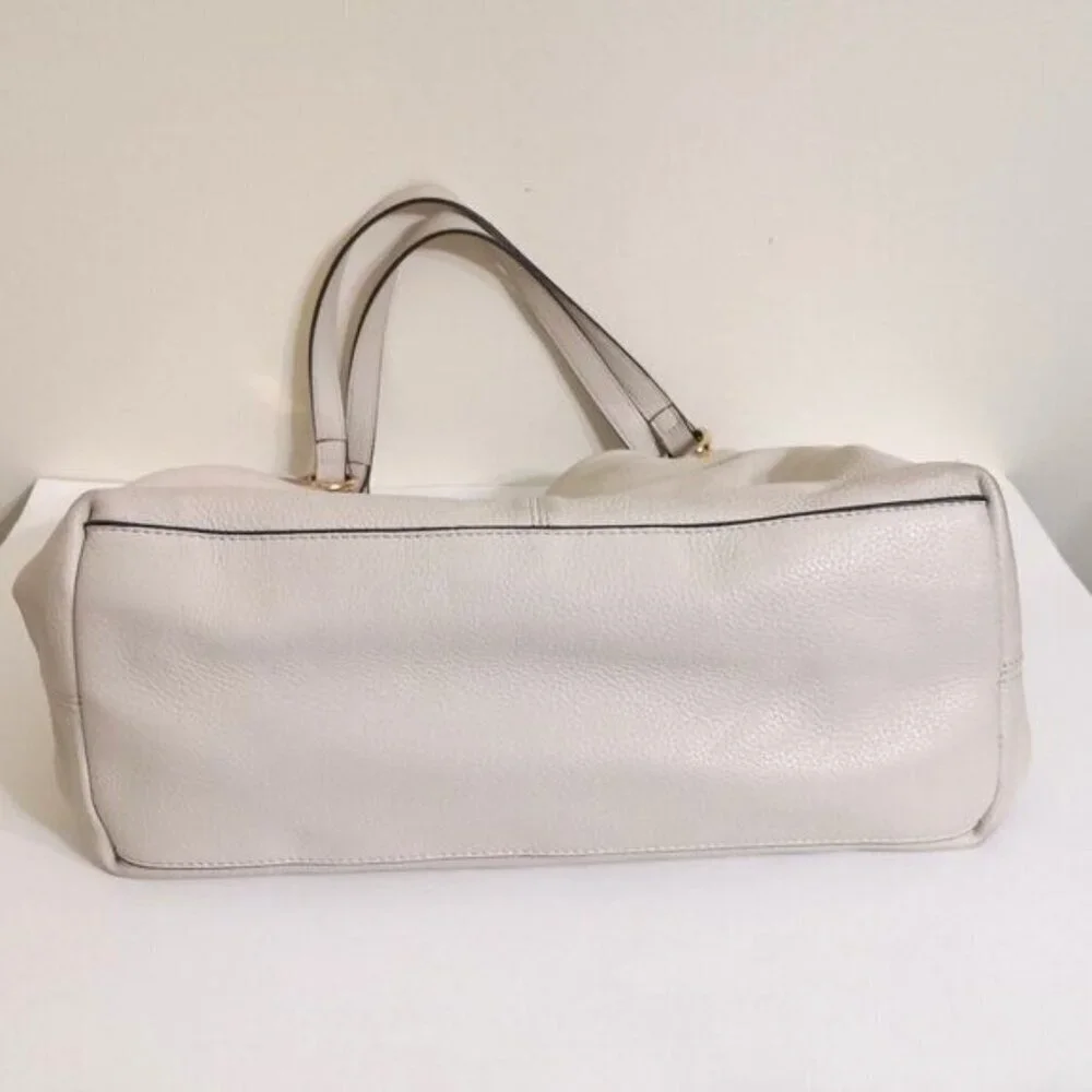 Vince Camuto vince camuto
